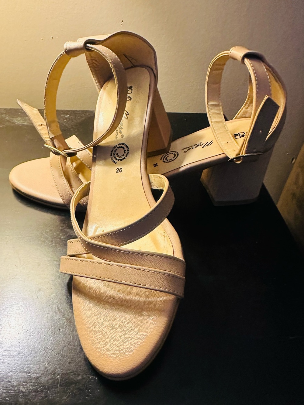 Classic Ankle-Strap Block Heel Sandals - Nude
